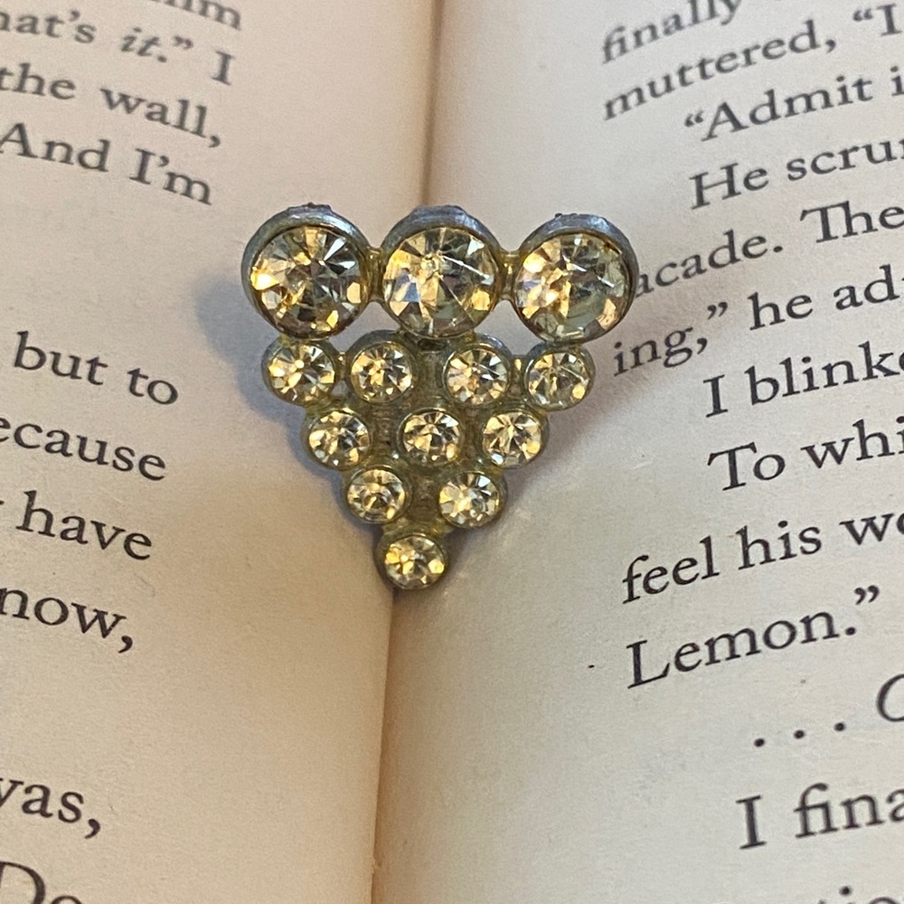 Silver Grape Crystal Brooch - Picture 3 of 6